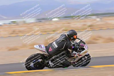 media/Sep-10-2022-SoCal Trackdays (Sat) [[a5bf35bb4a]]/Turn 9 Inside (1215pm)/